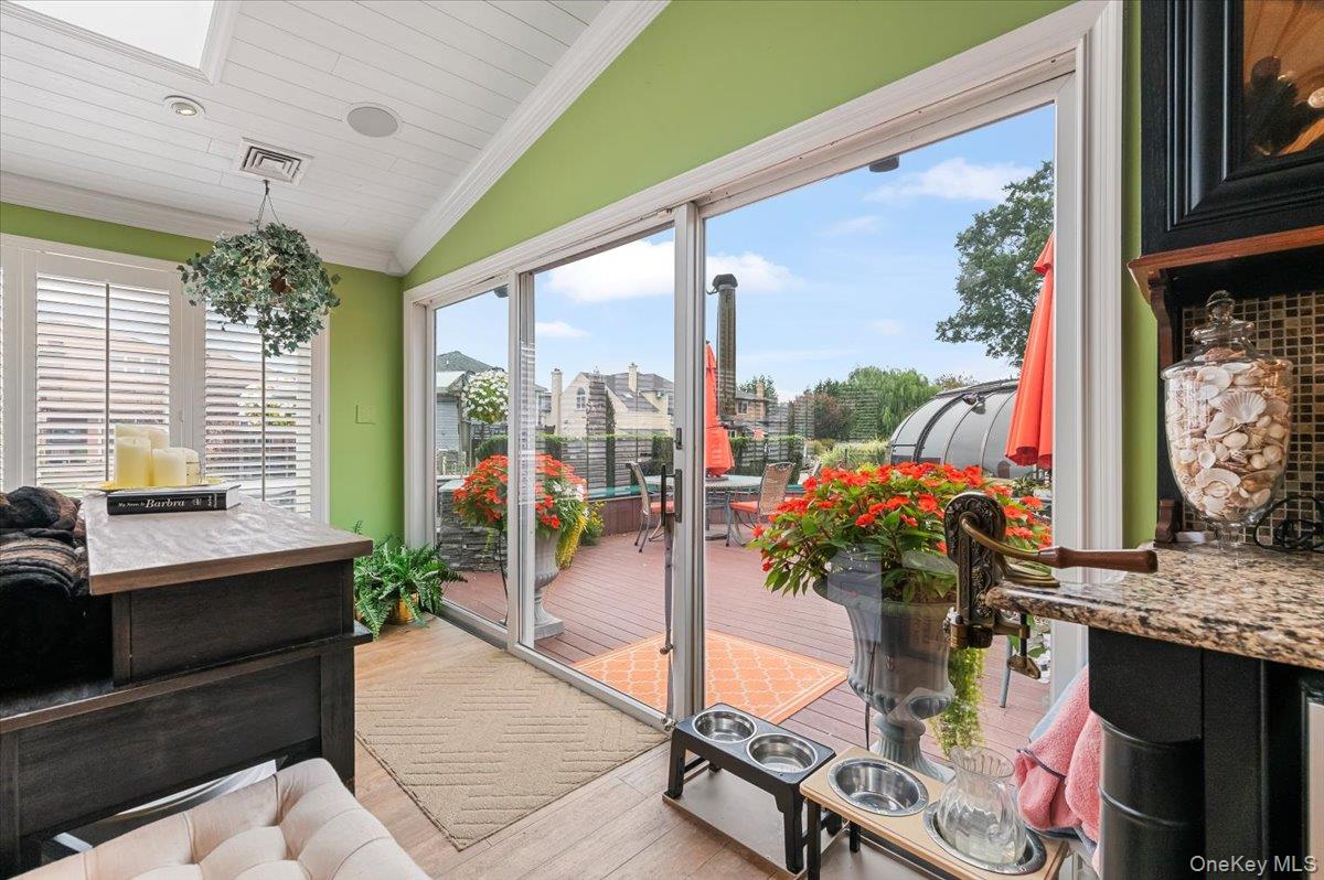 5 Canal Road, Massapequa, NY 11758