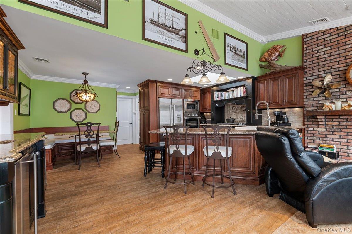 5 Canal Road, Massapequa, NY 11758