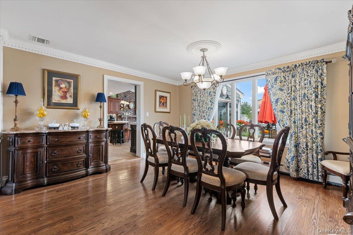 5 Canal Road, Massapequa, NY 11758