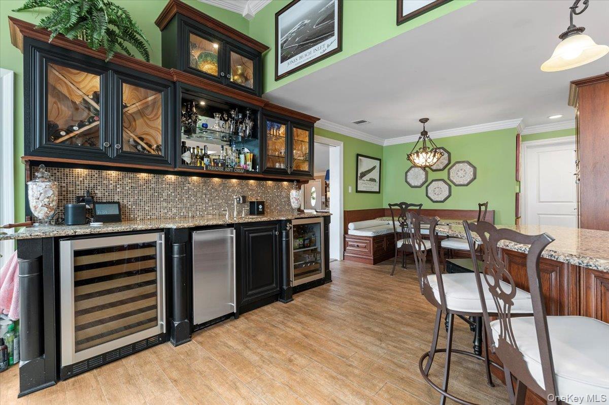 5 Canal Road, Massapequa, NY 11758