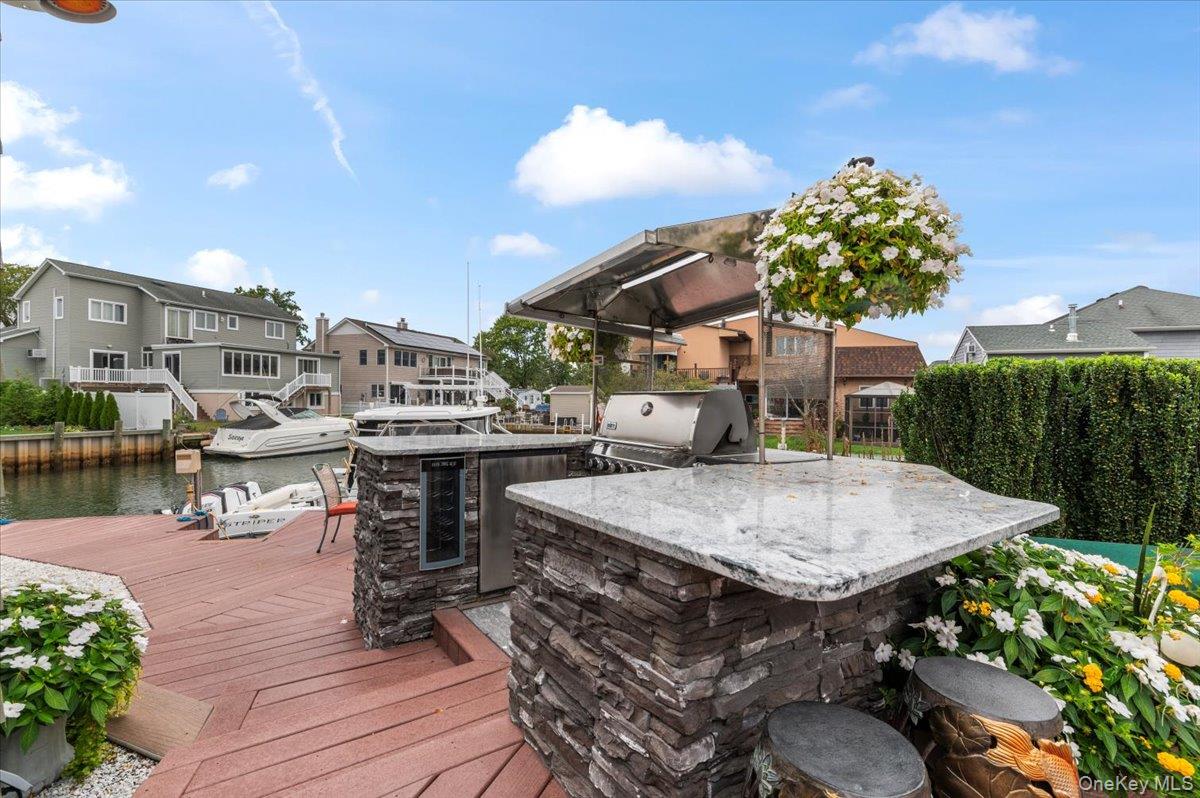 5 Canal Road, Massapequa, NY 11758