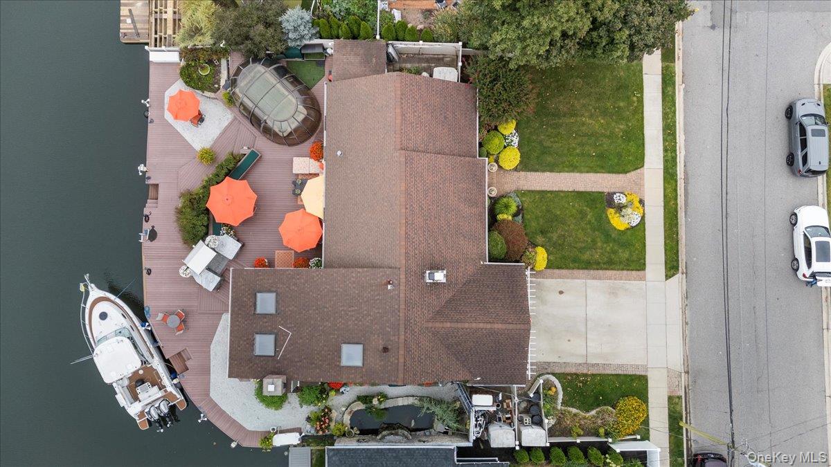 5 Canal Road, Massapequa, NY 11758