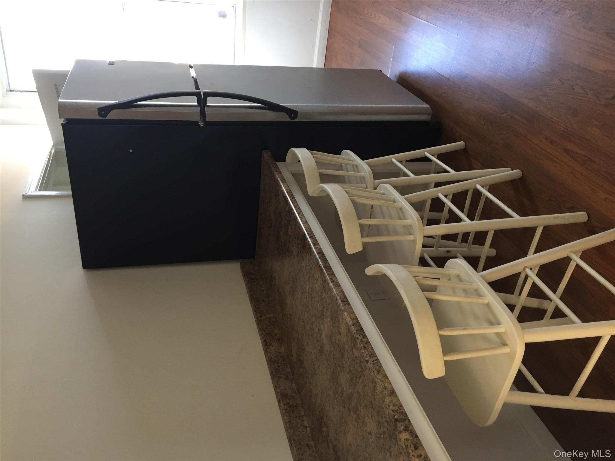 249 Main Street # East, Huntington, NY 11743