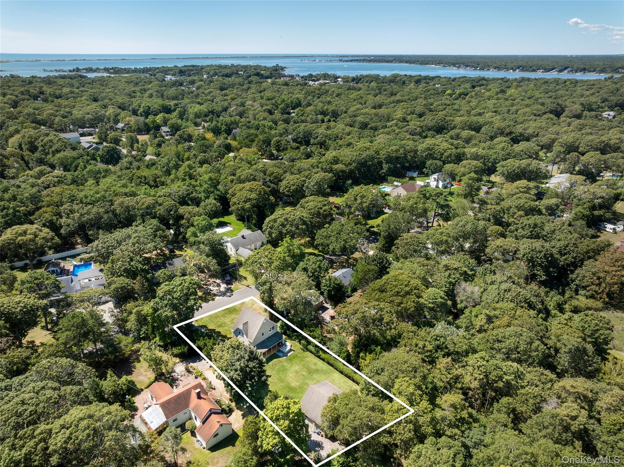 20 Hampton Road, Hampton Bays, NY 11946