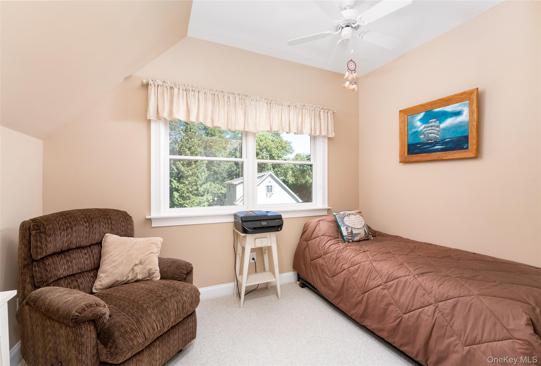 20 Hampton Road, Hampton Bays, NY 11946