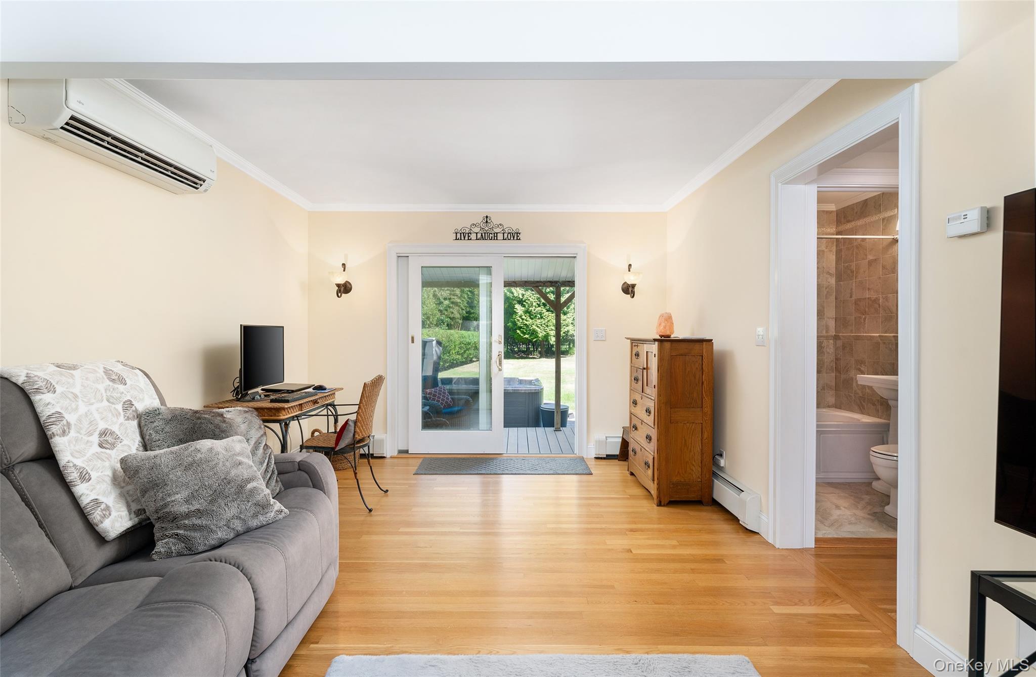 20 Hampton Road, Hampton Bays, NY 11946