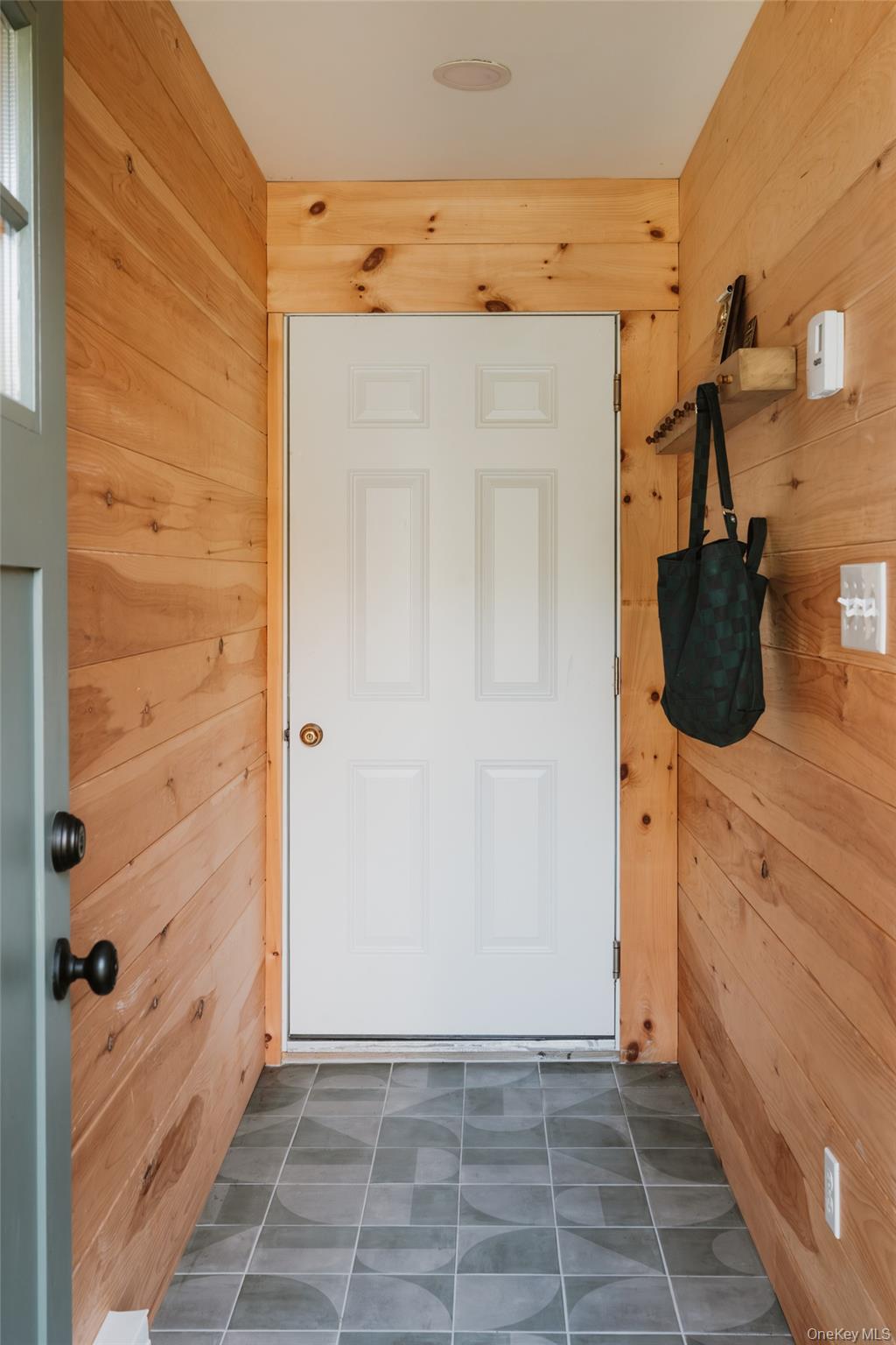 470 White Roe Lake Road, Livingston Manor, NY 12758