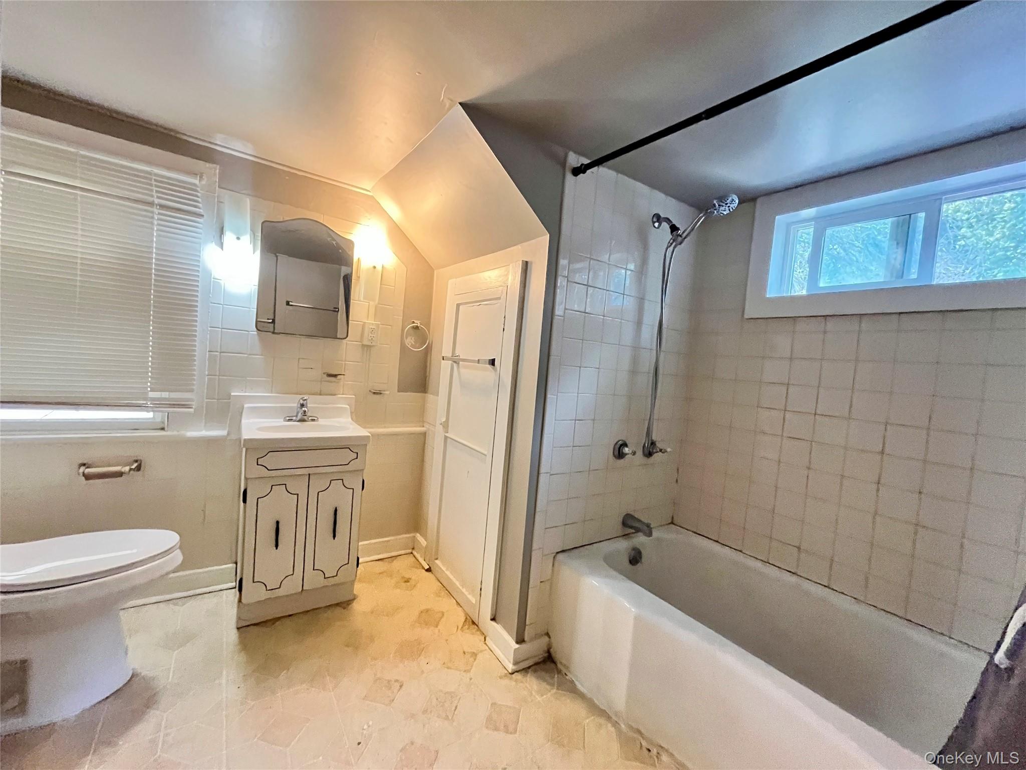 14 Coffey Avenue, New Windsor, NY 12553