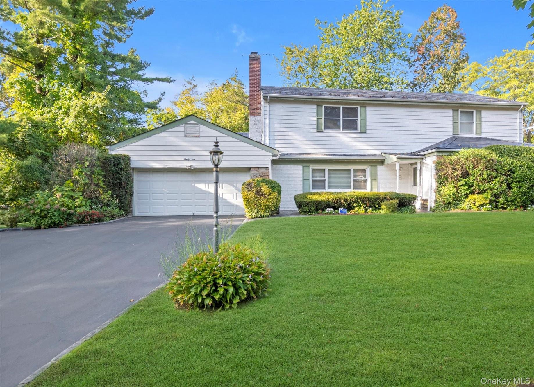 36 Somerset Drive S, Great Neck, NY 11020
