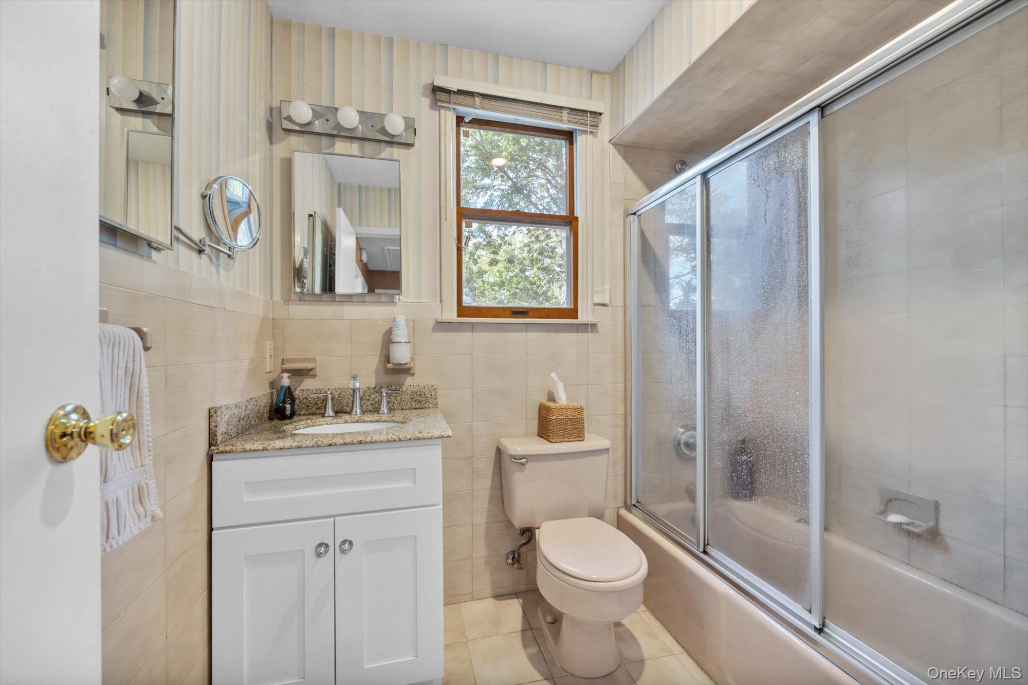 36 Somerset Drive S, Great Neck, NY 11020