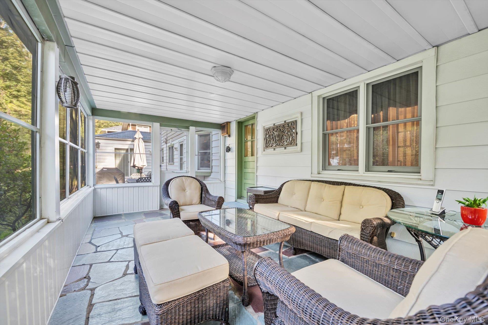 36 Somerset Drive S, Great Neck, NY 11020