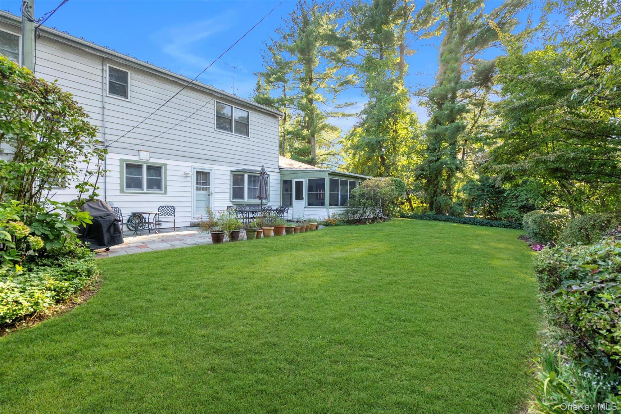 36 Somerset Drive S, Great Neck, NY 11020