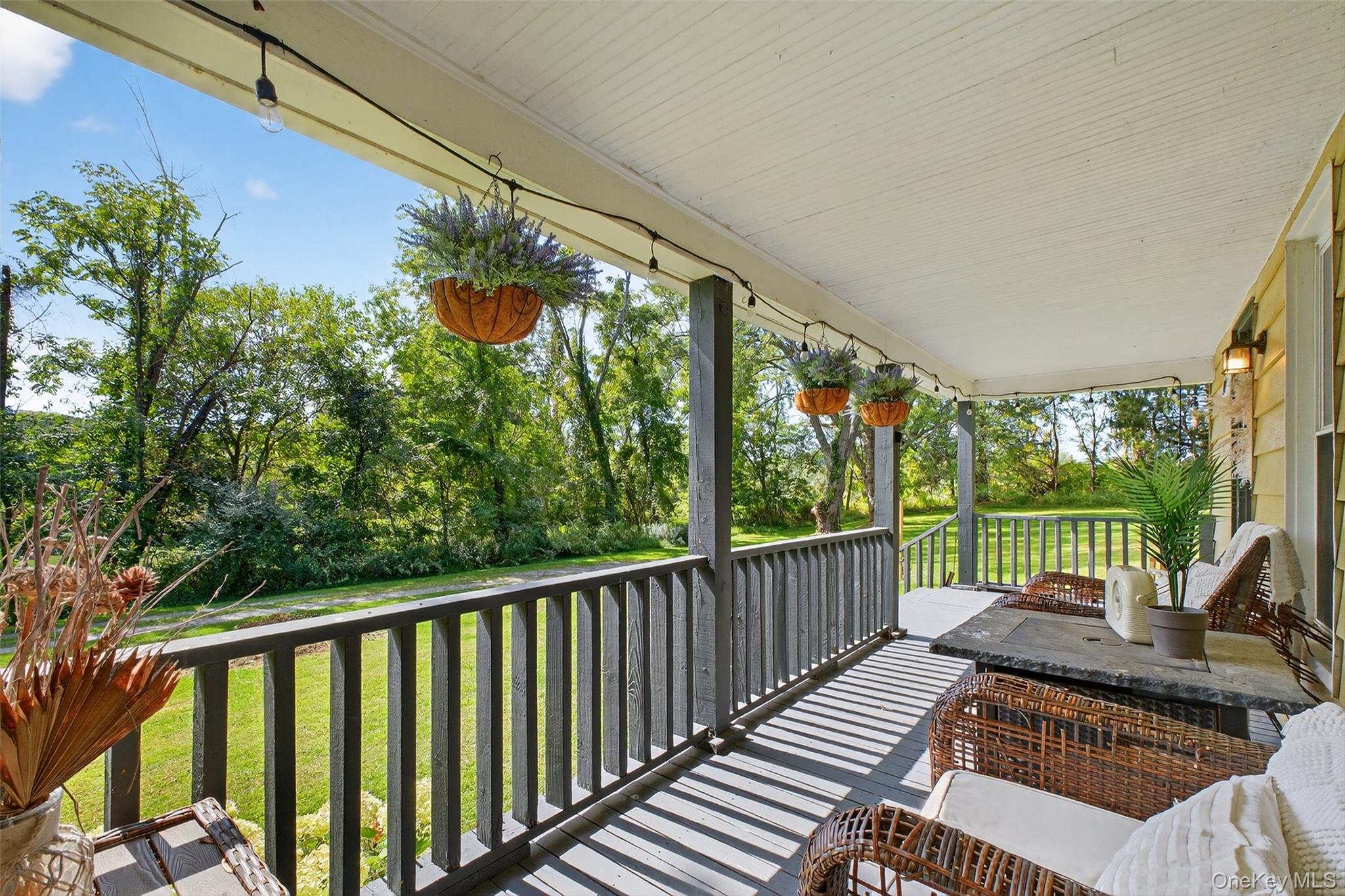 12 Rough Lane, Poughquag, NY 12570