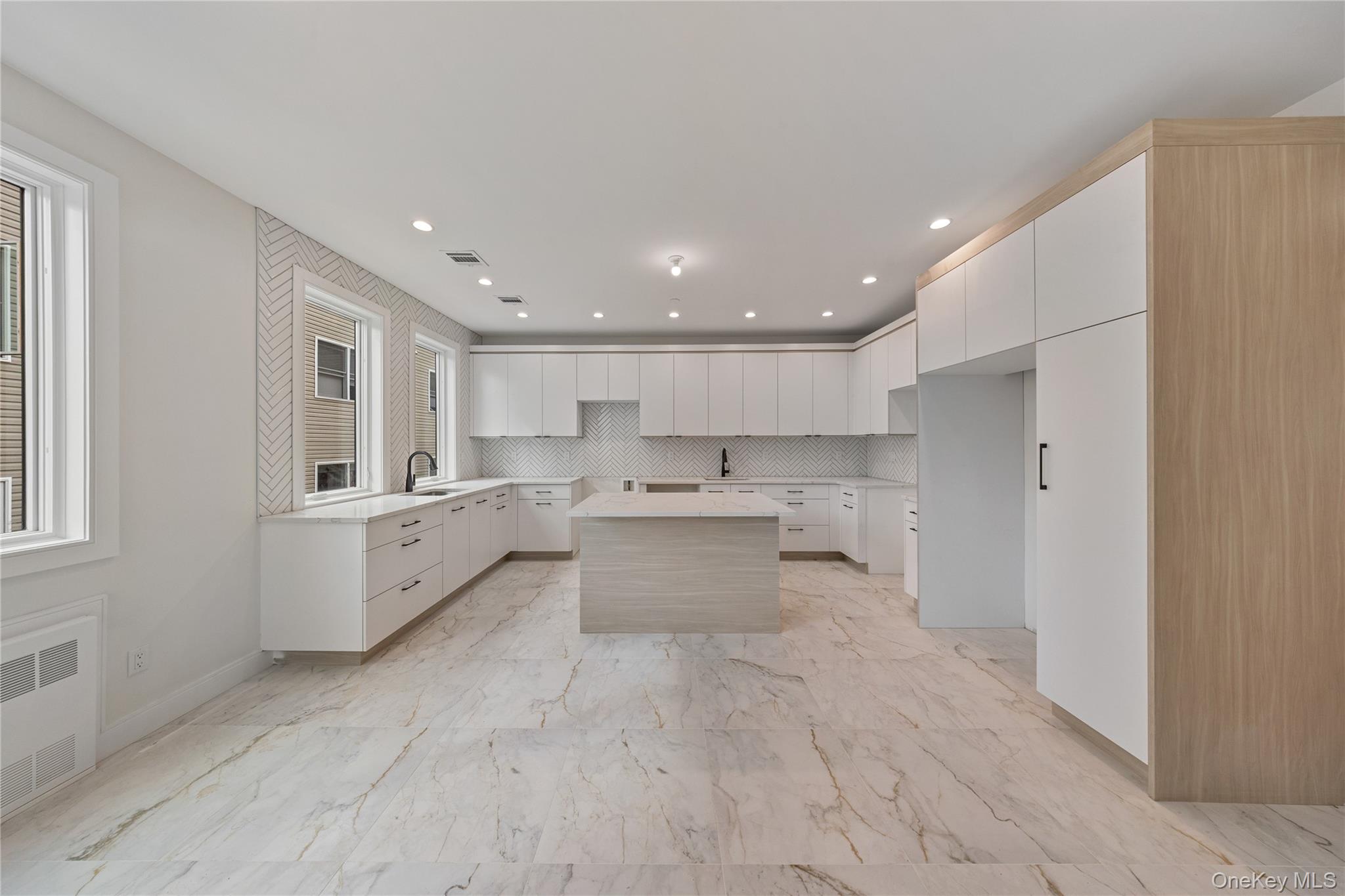 470 W Central Avenue # 202, Spring Valley, NY 10977