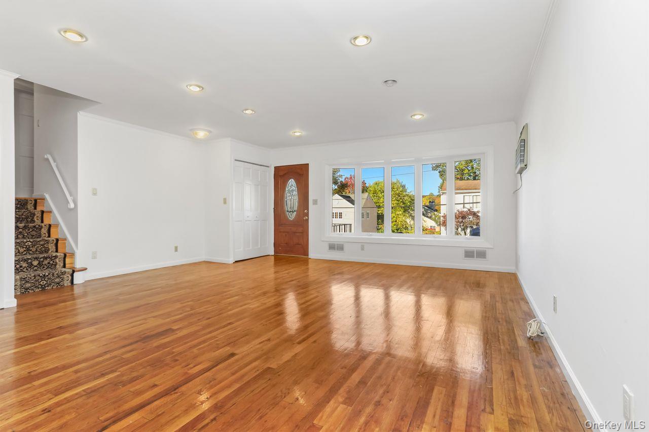 270 Pembrook Drive, Yonkers, NY 10710