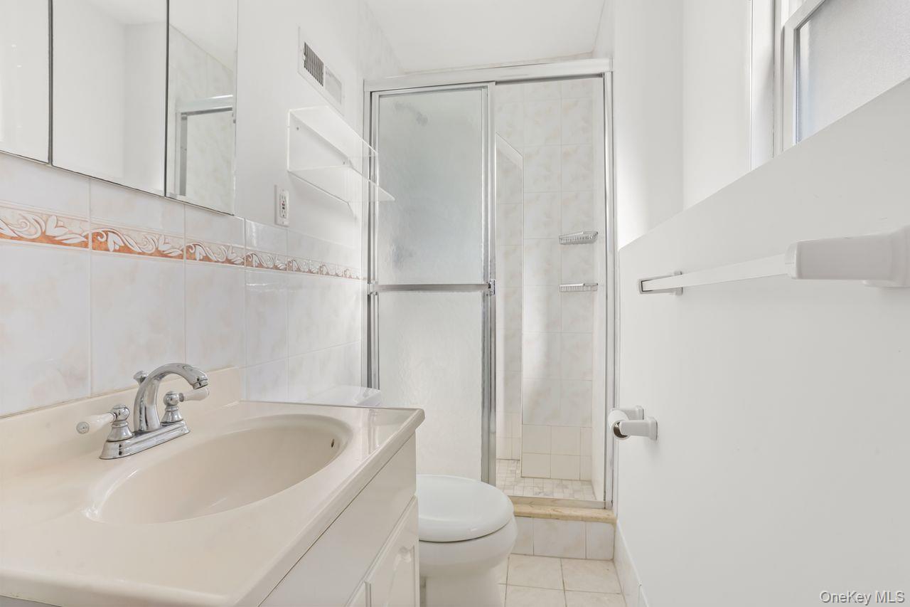 270 Pembrook Drive, Yonkers, NY 10710