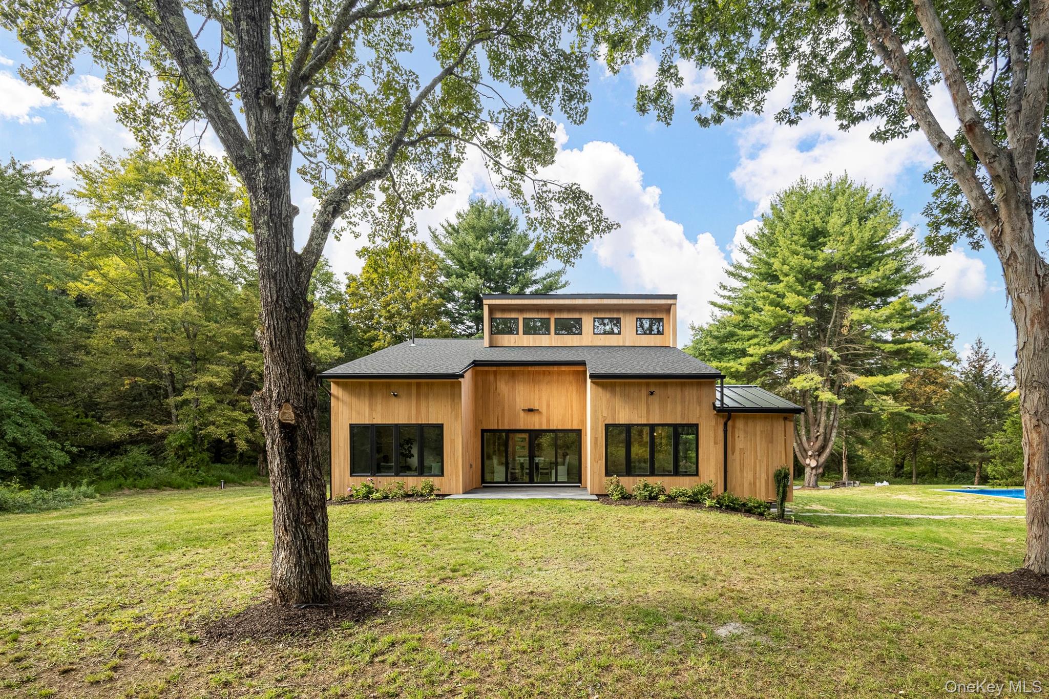 93 Clinton Corners Road, Salt Point, NY 12578