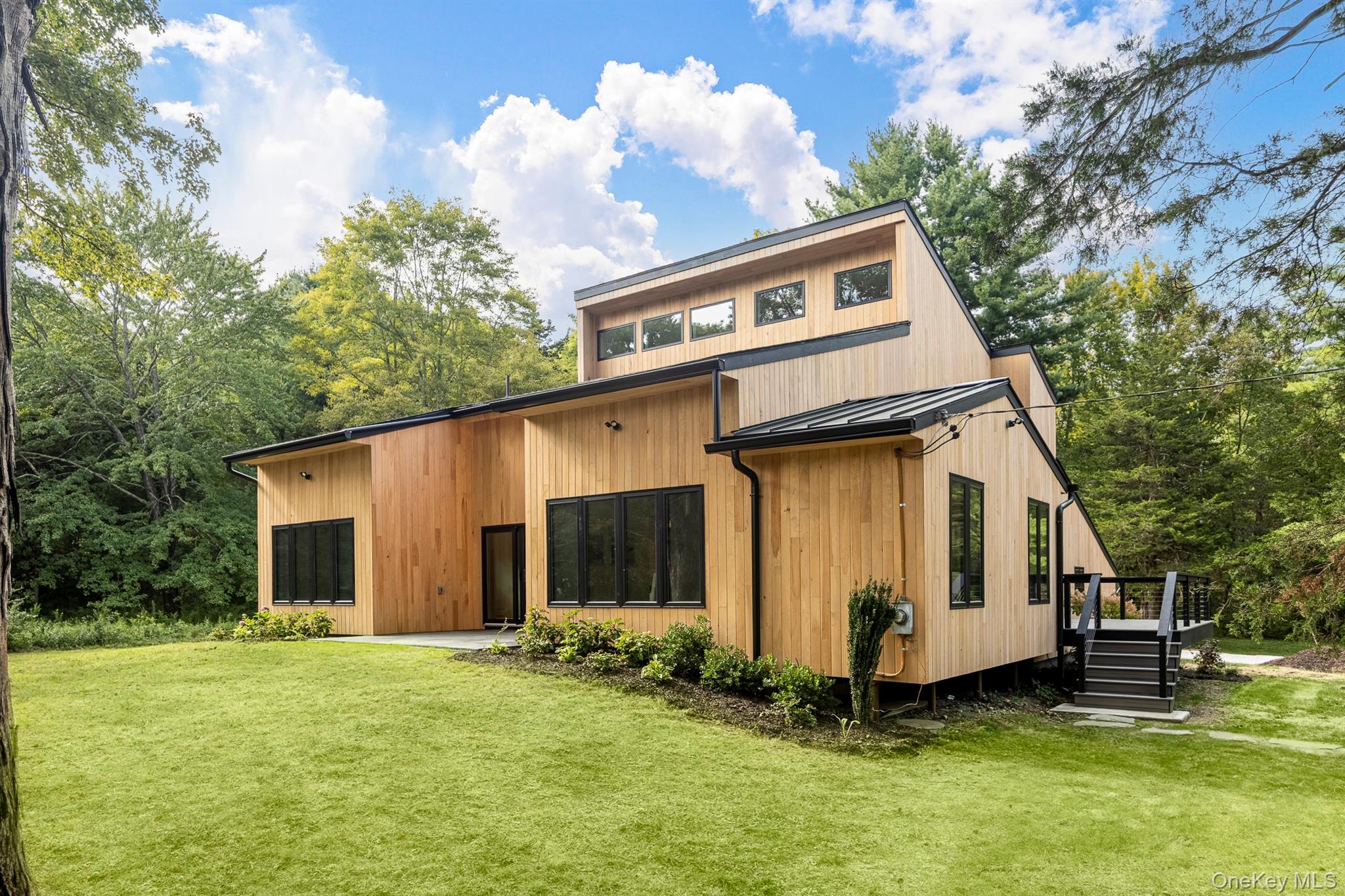 93 Clinton Corners Road, Salt Point, NY 12578