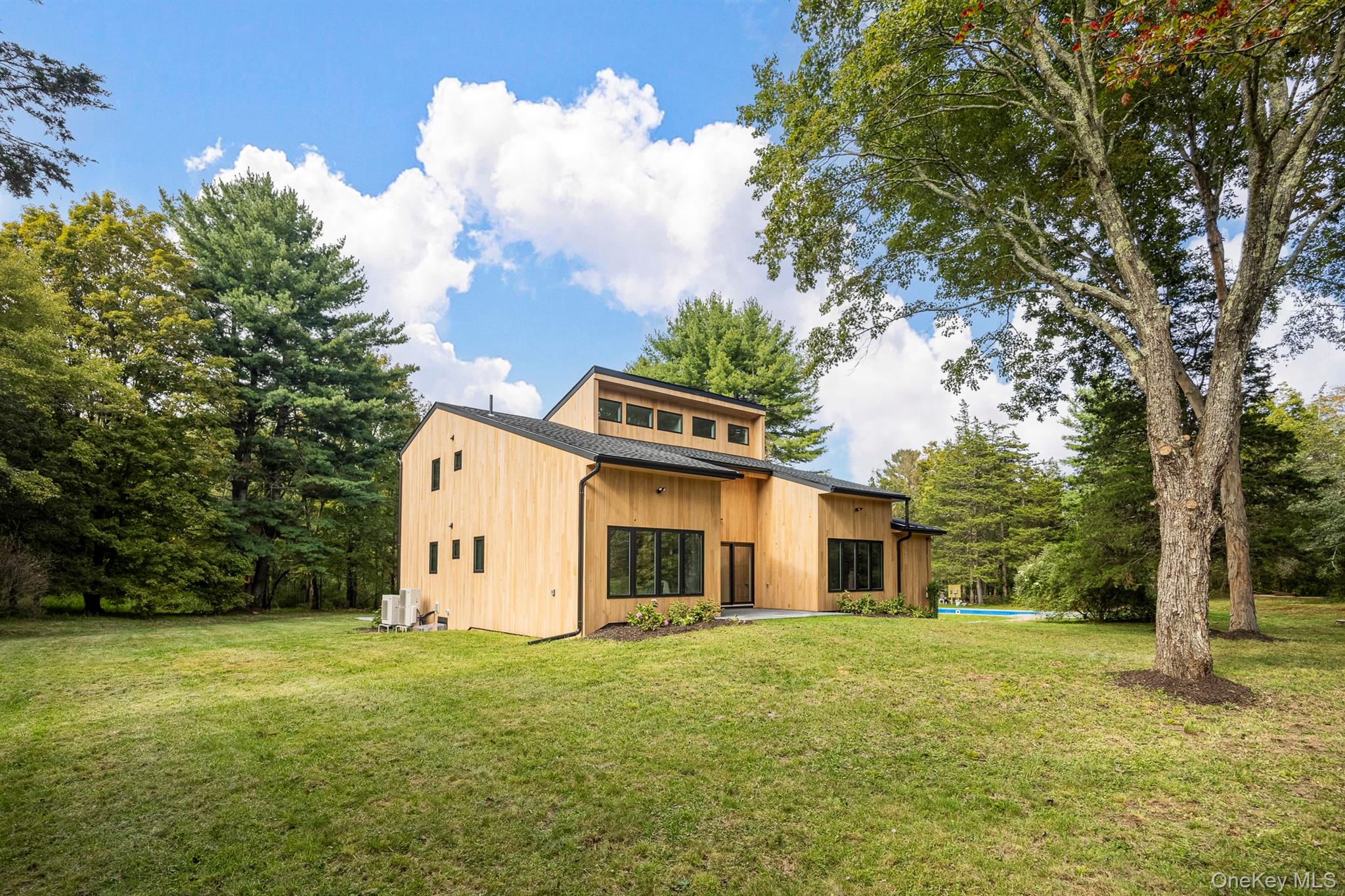 93 Clinton Corners Road, Salt Point, NY 12578