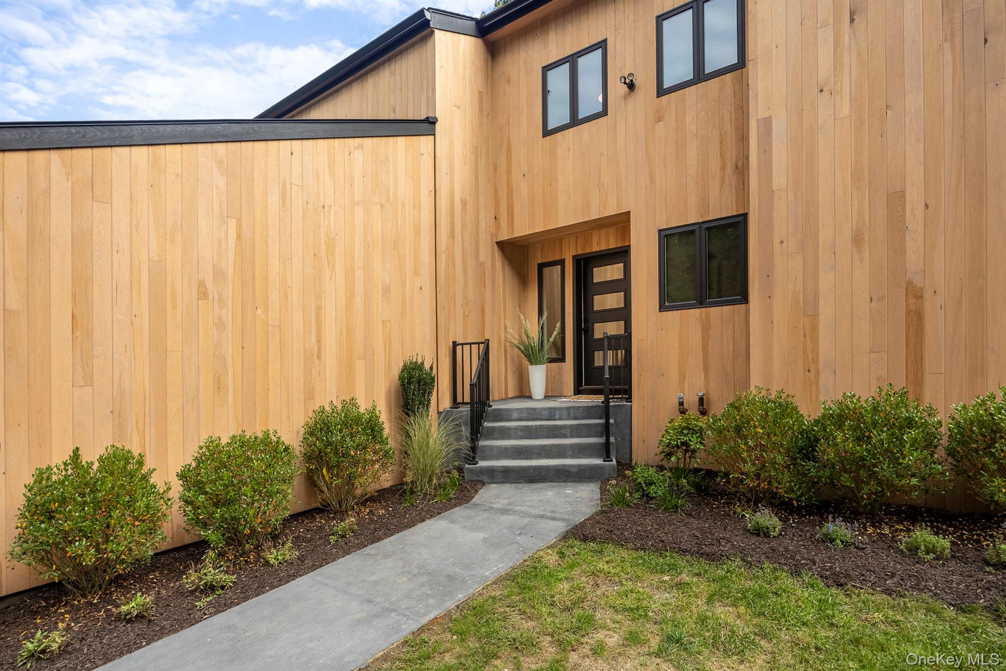 93 Clinton Corners Road, Salt Point, NY 12578