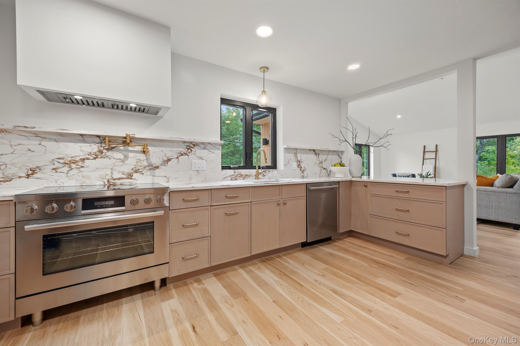 93 Clinton Corners Road, Salt Point, NY 12578