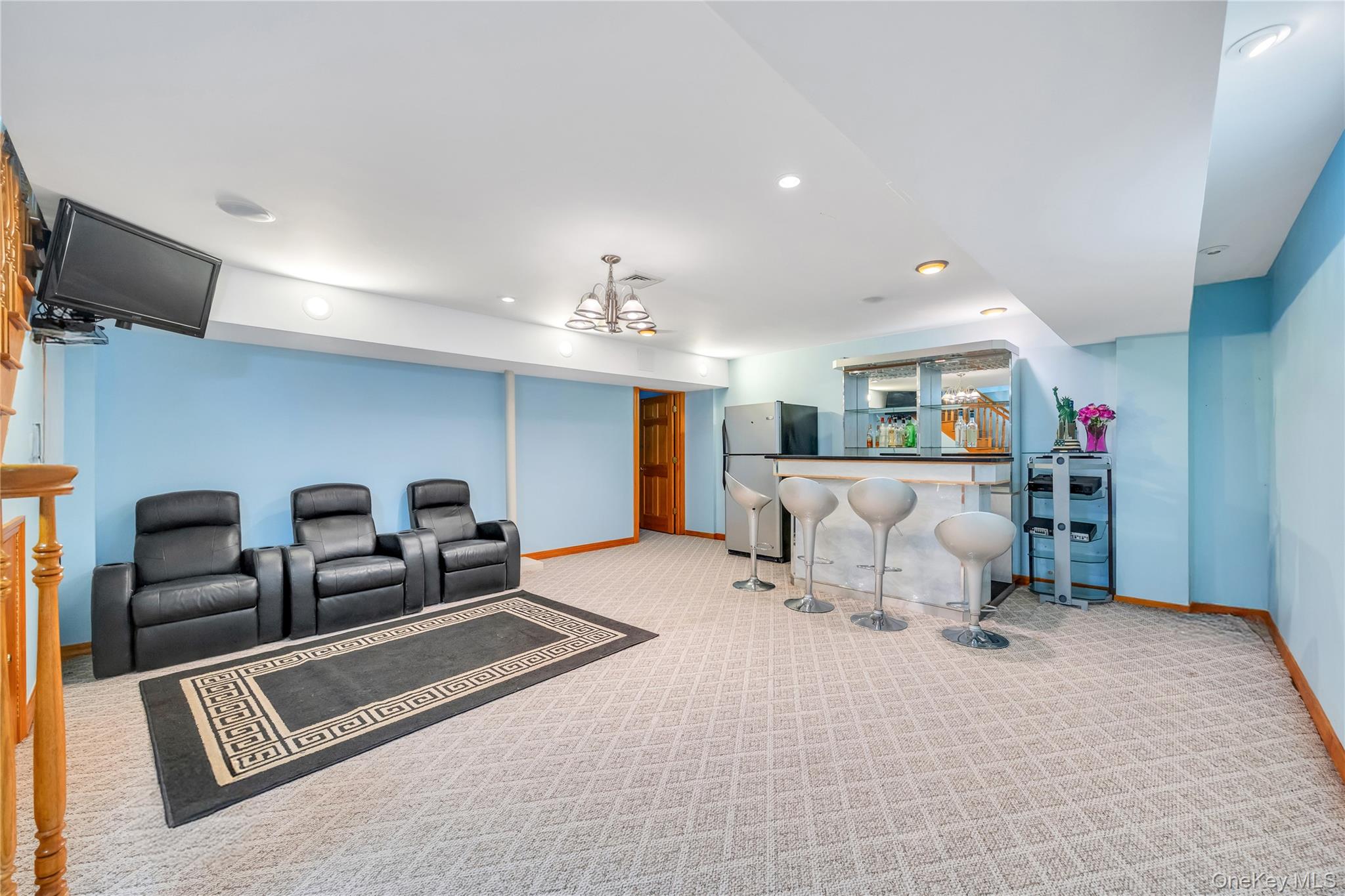 29 Grove Street, Hicksville, NY 11801