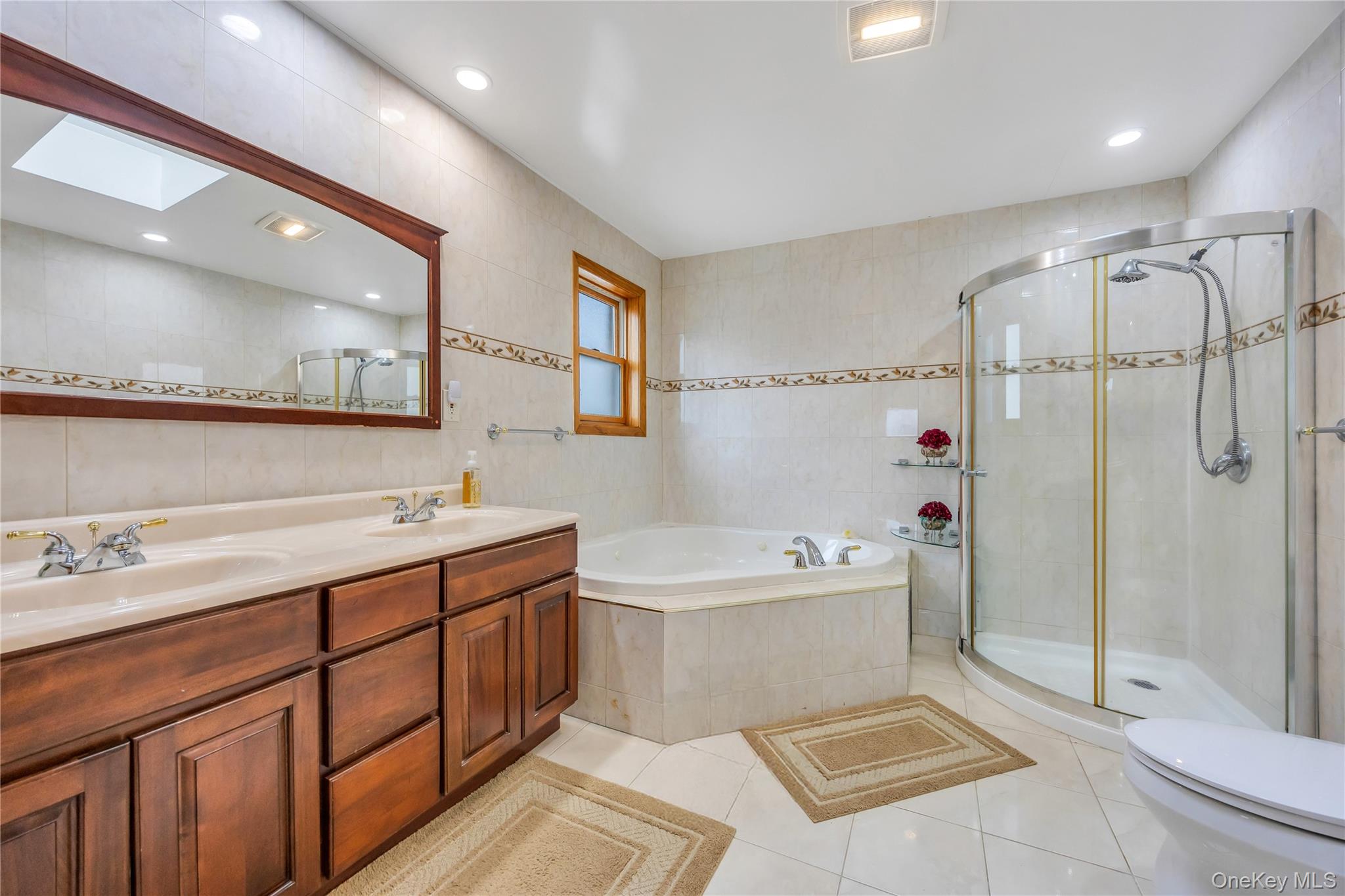 29 Grove Street, Hicksville, NY 11801