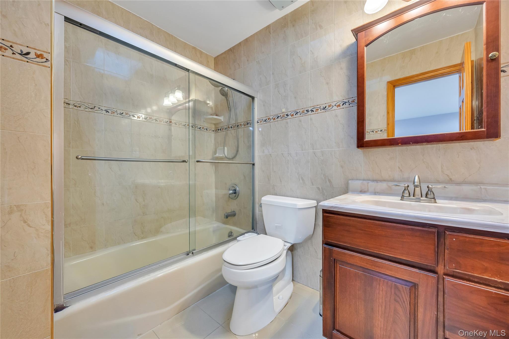 29 Grove Street, Hicksville, NY 11801