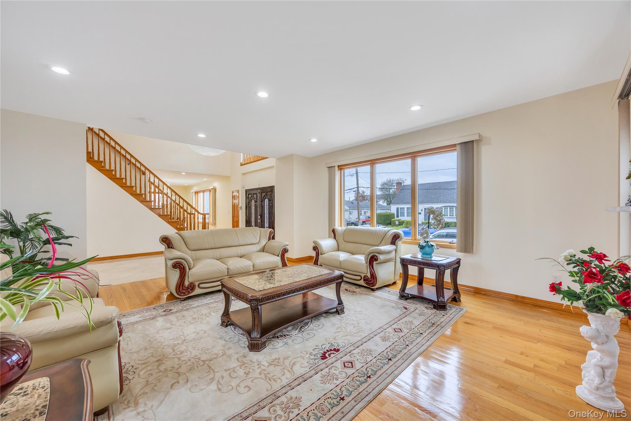 29 Grove Street, Hicksville, NY 11801