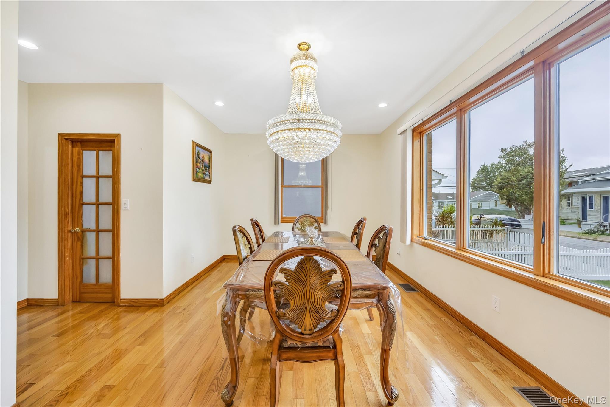 29 Grove Street, Hicksville, NY 11801