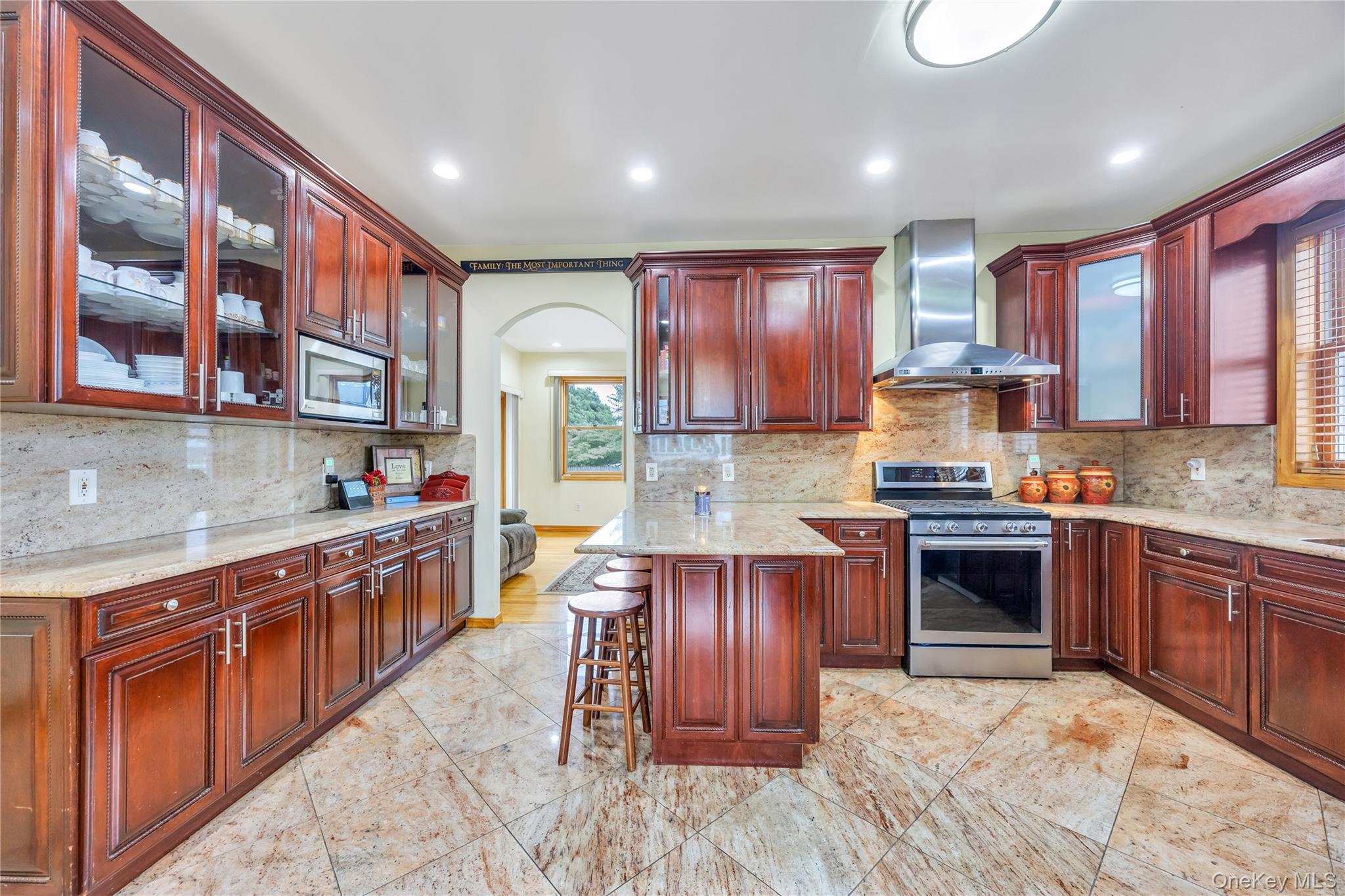 29 Grove Street, Hicksville, NY 11801