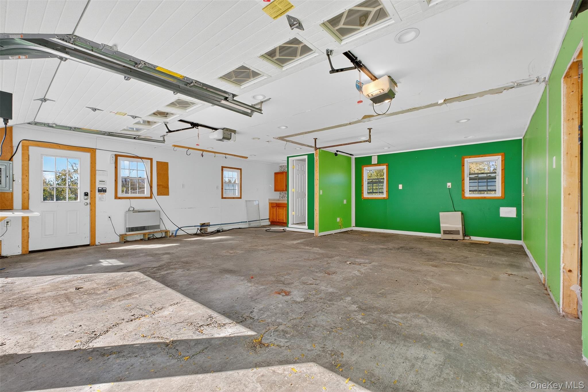 23 S Creek Road, Staatsburg, NY 12580