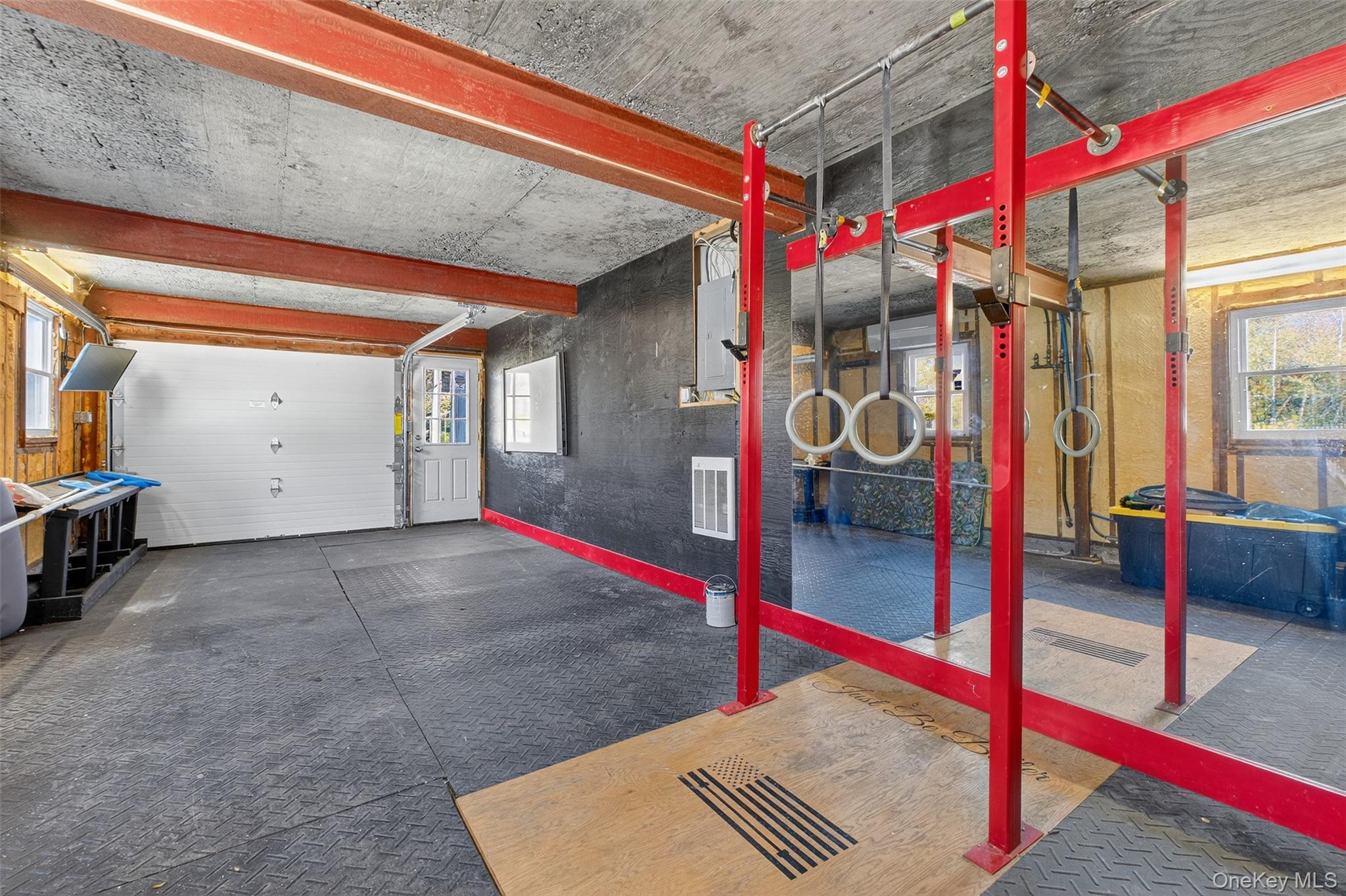 23 S Creek Road, Staatsburg, NY 12580