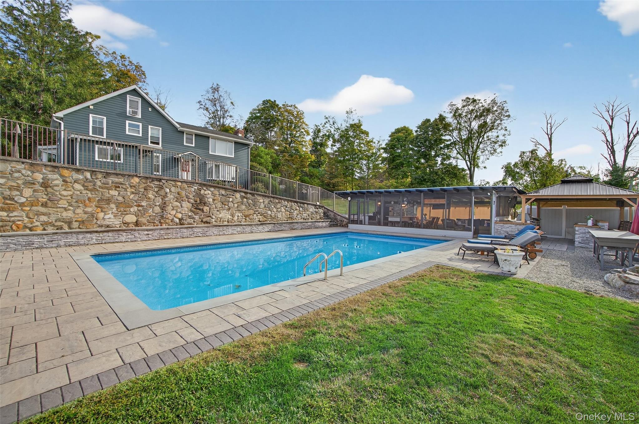 23 S Creek Road, Staatsburg, NY 12580