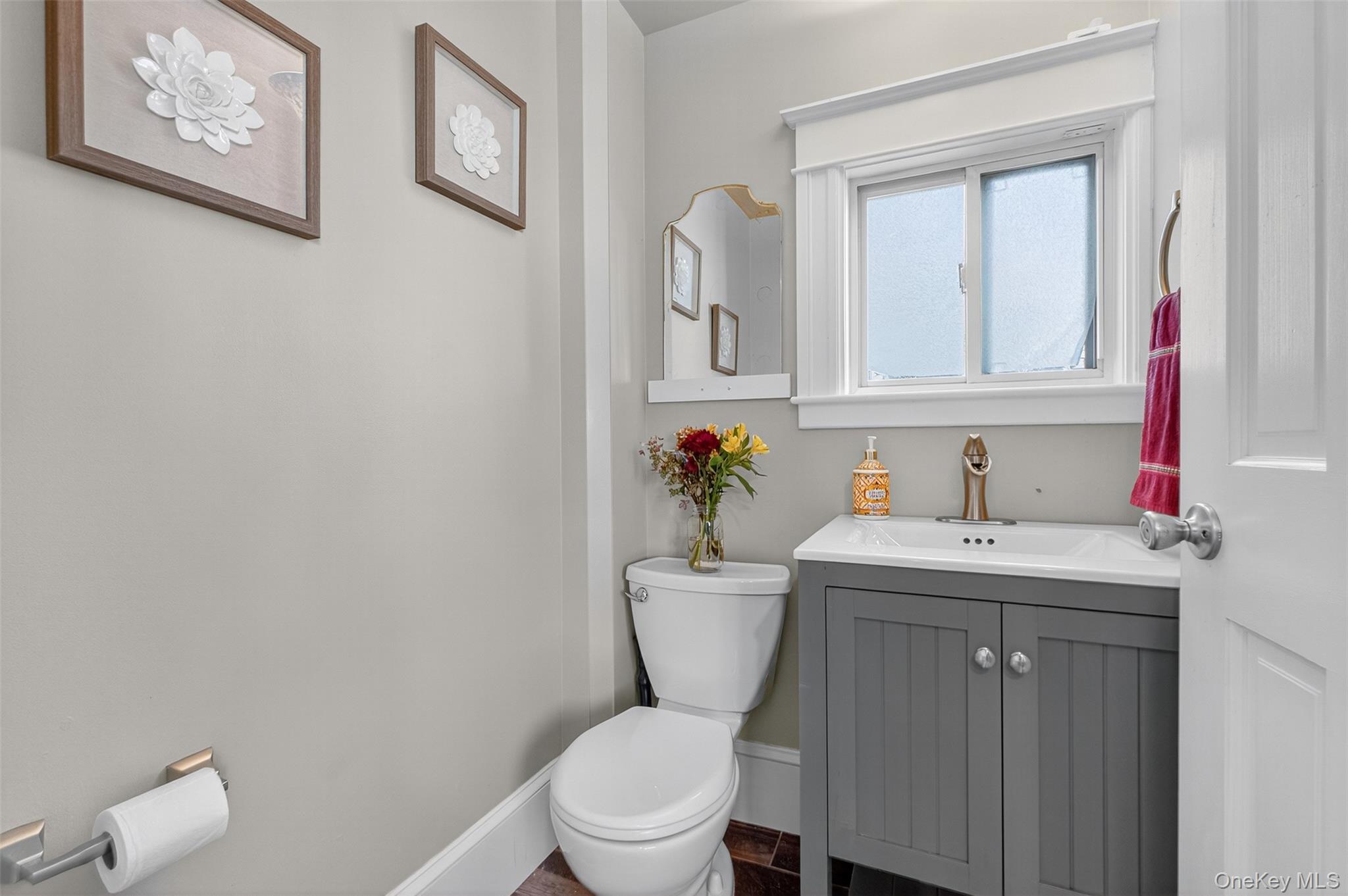 23 S Creek Road, Staatsburg, NY 12580