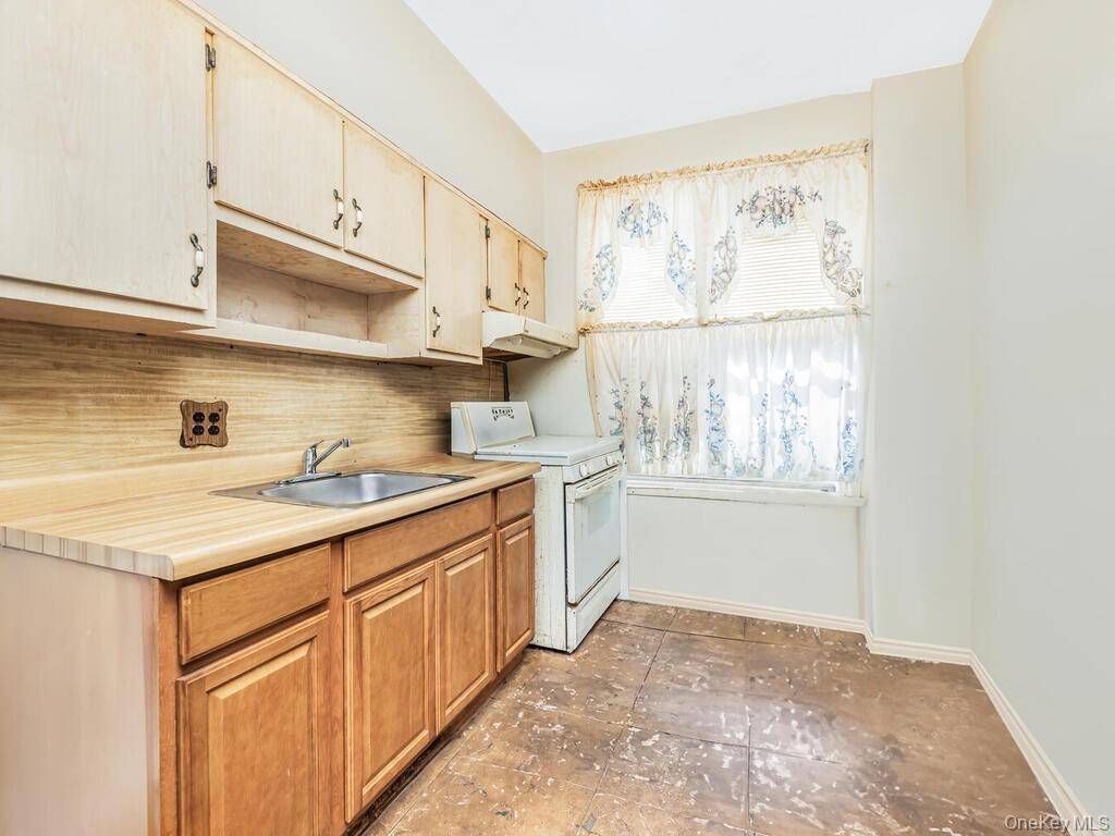 529 E 49th Street, Brooklyn, NY 11203