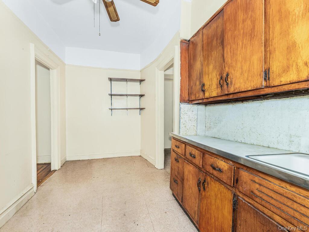 529 E 49th Street, Brooklyn, NY 11203