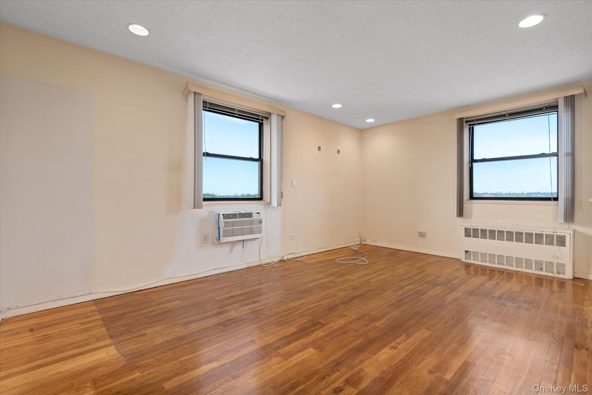 84-09 155th Avenue # 5C, Howard Beach, NY 11414