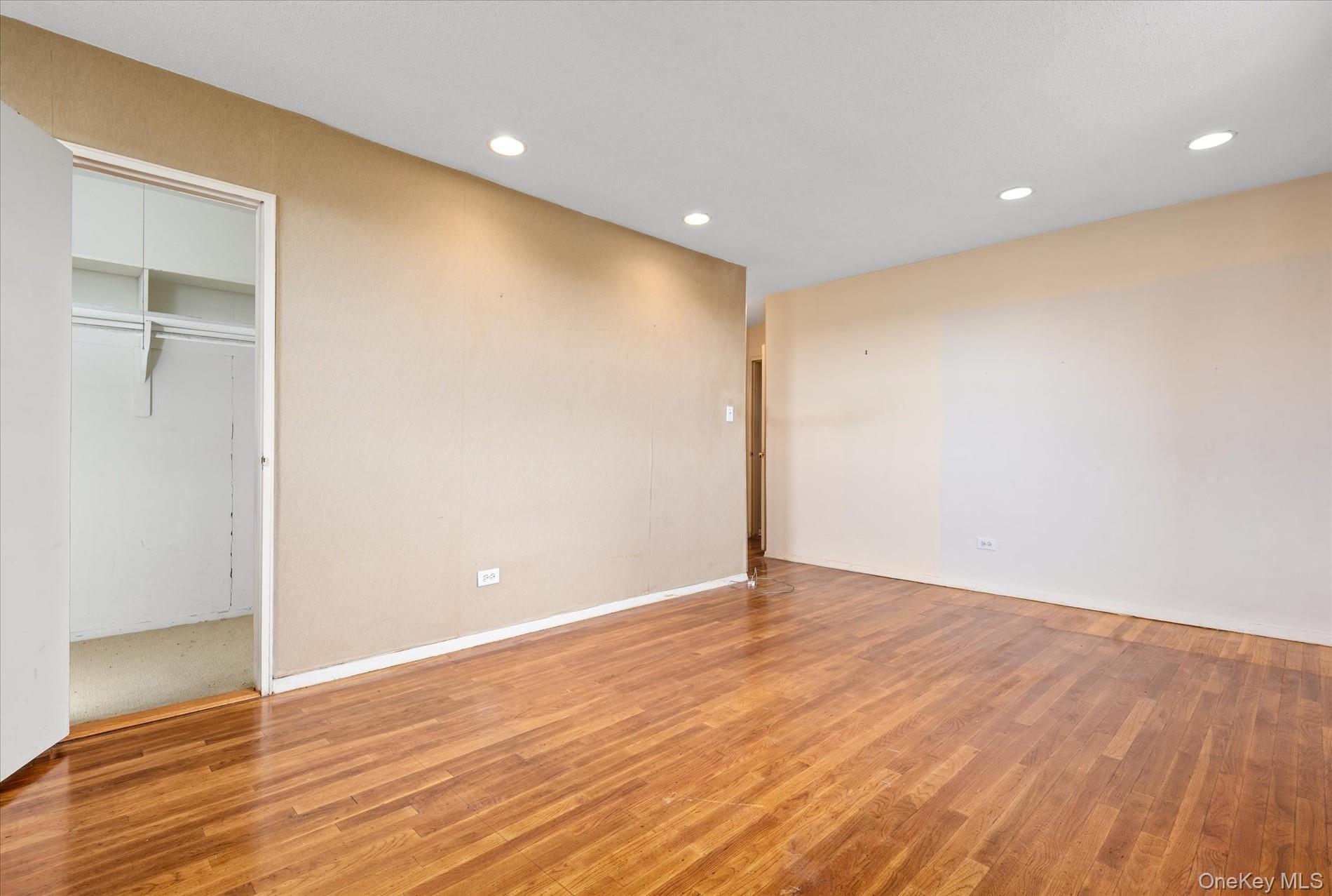 84-09 155th Avenue # 5C, Howard Beach, NY 11414