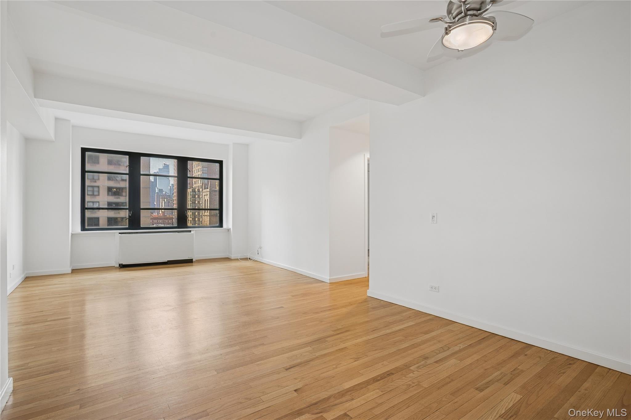43 W 61st Street # 12F, New York (Manhattan), NY 10023
