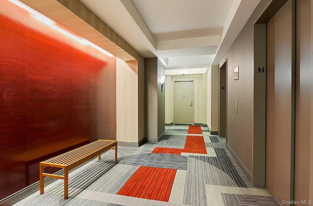 43 W 61st Street # 12F, New York (Manhattan), NY 10023