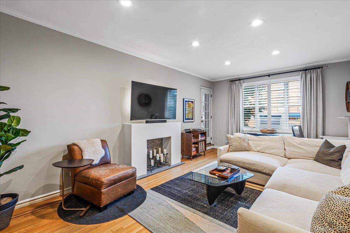 113-14 72nd Road # 2A, Forest Hills, NY 11375