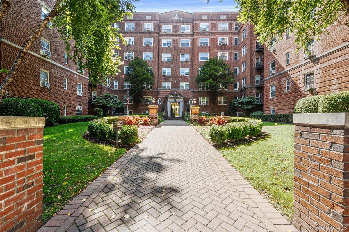 113-14 72nd Road # 2A, Forest Hills, NY 11375