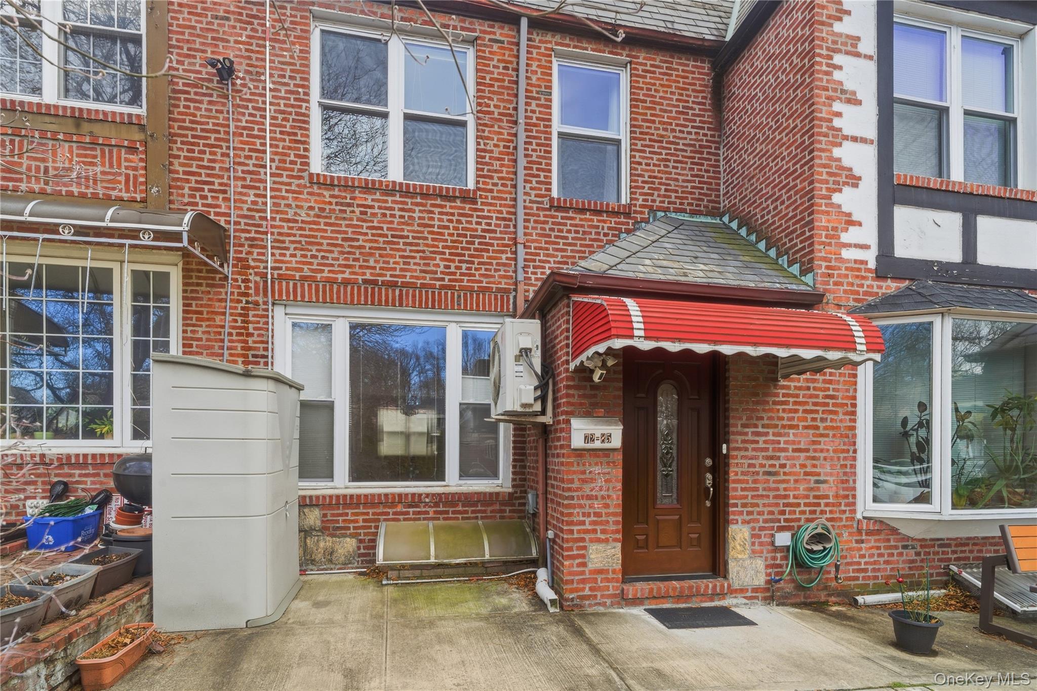 7285 YELLOWSTONE BLVD, Forest Hills, NY 11375