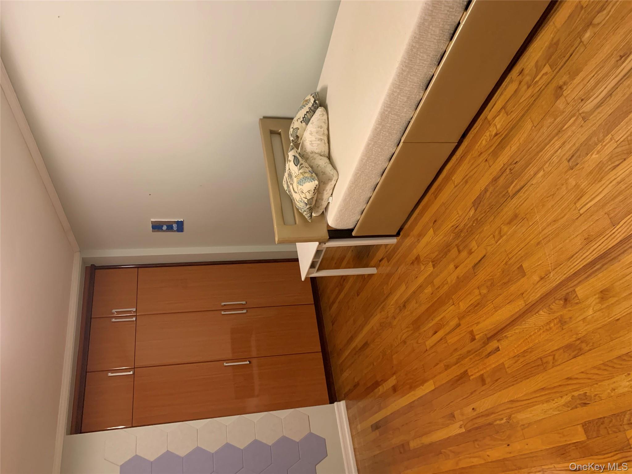 7285 YELLOWSTONE BLVD, Forest Hills, NY 11375