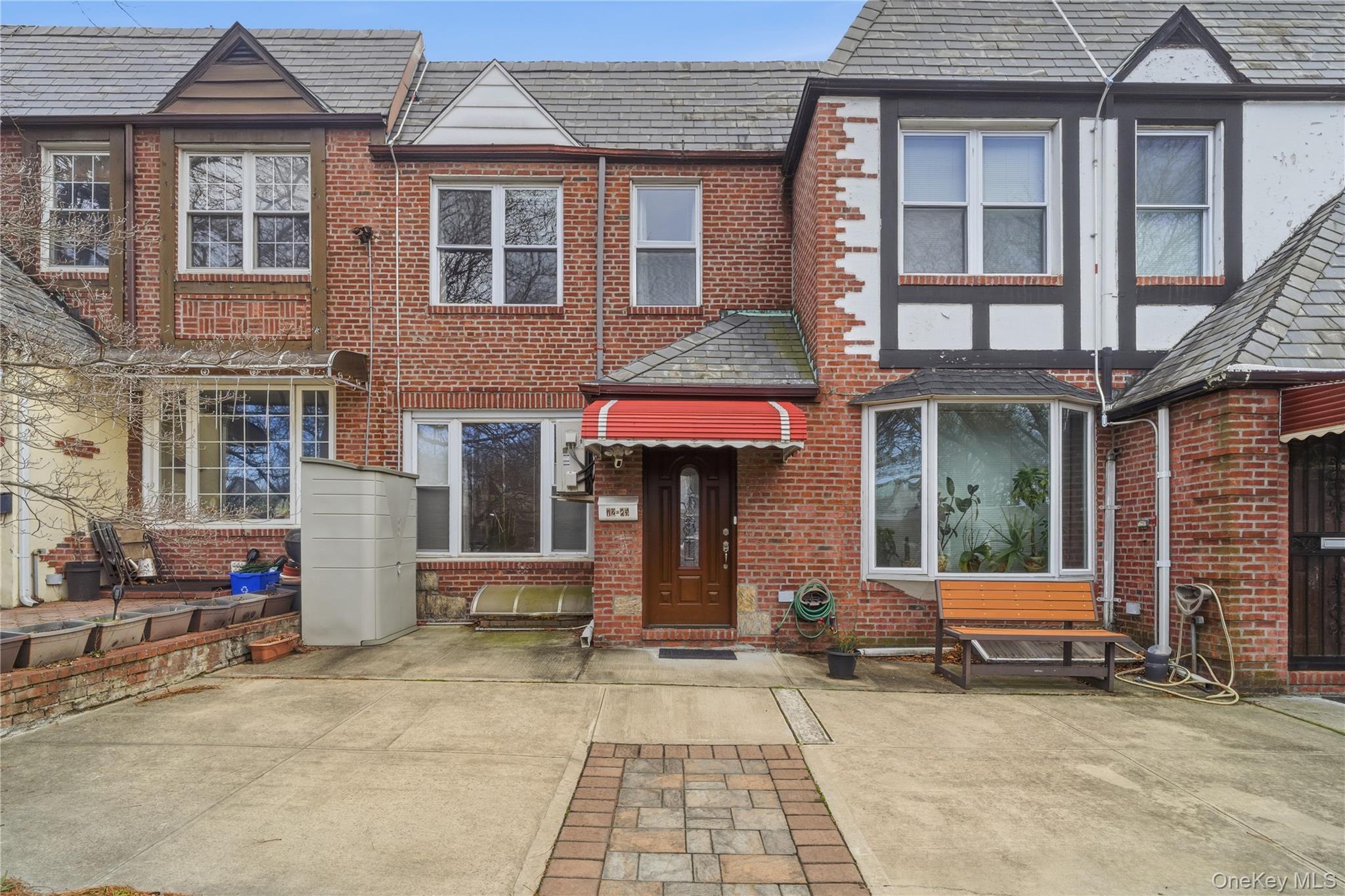 7285 YELLOWSTONE BLVD, Forest Hills, NY 11375