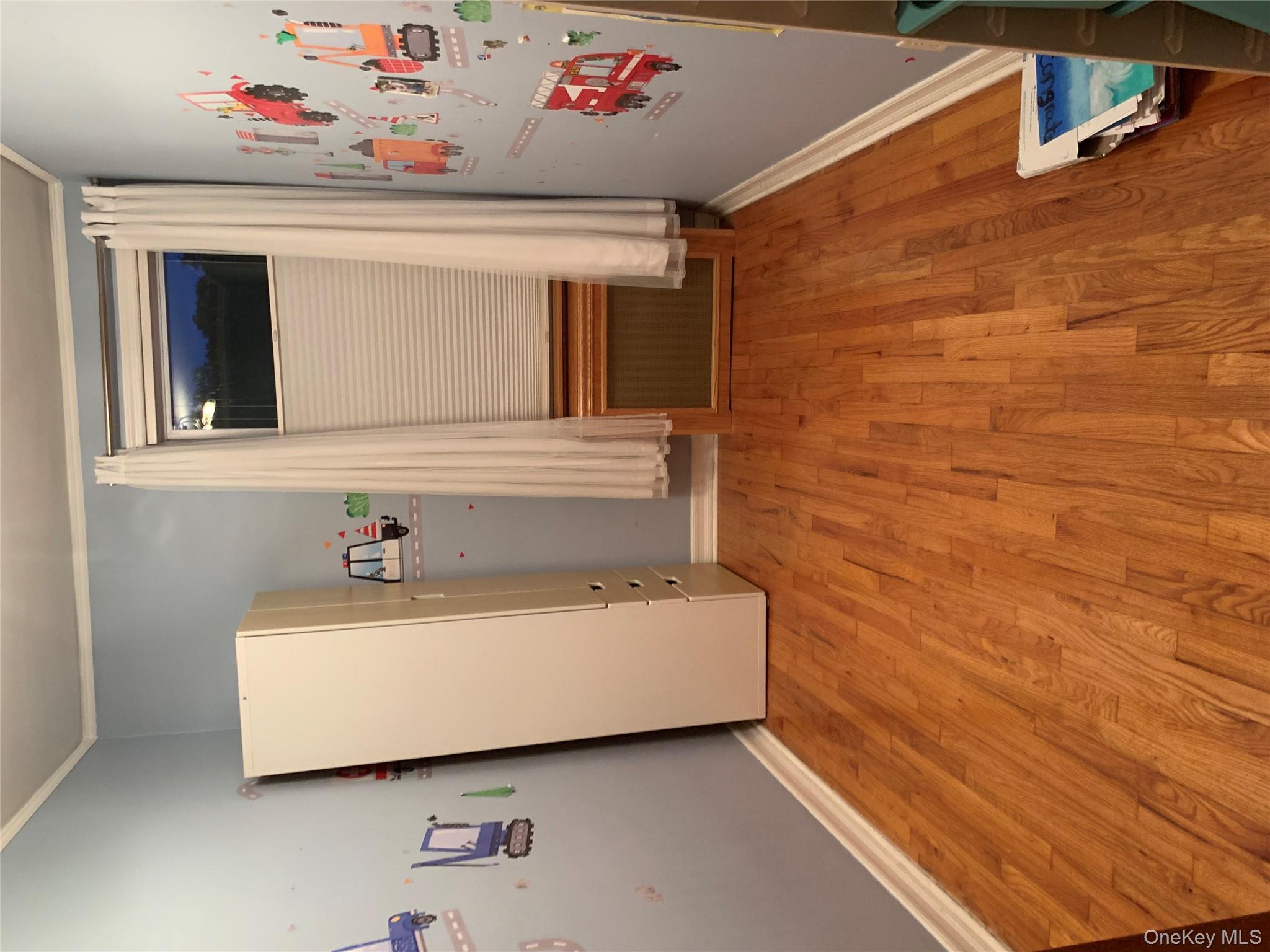 7285 YELLOWSTONE BLVD, Forest Hills, NY 11375