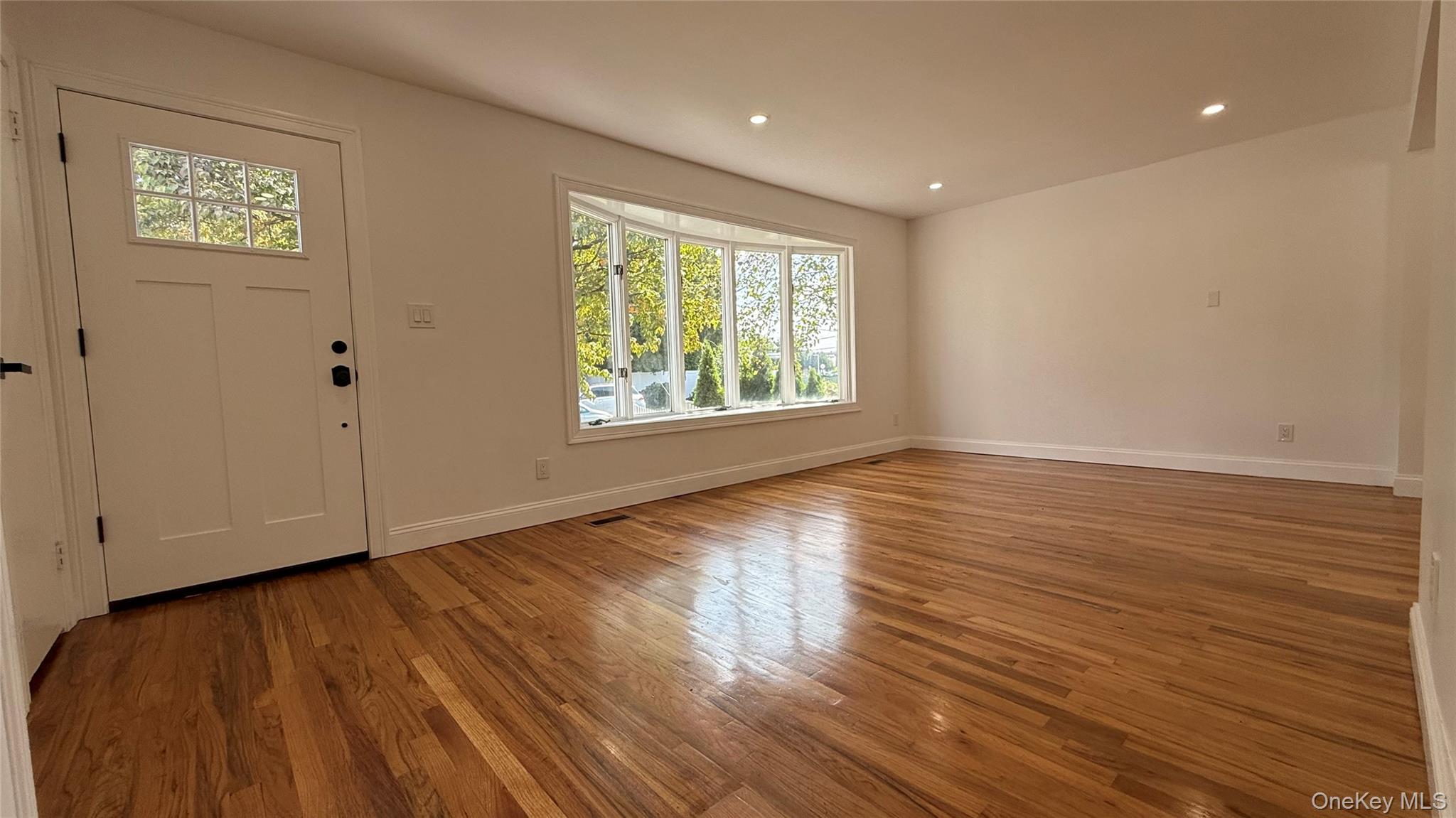 9 Grayston Street, Westbury, NY 11590