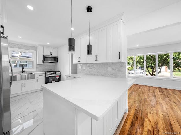 9 Grayston Street, Westbury, NY 11590