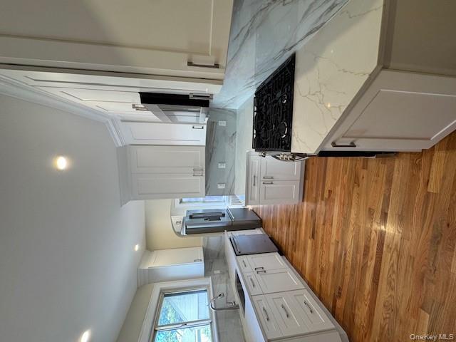 39 Ward # 1, Floral Park, NY 11001